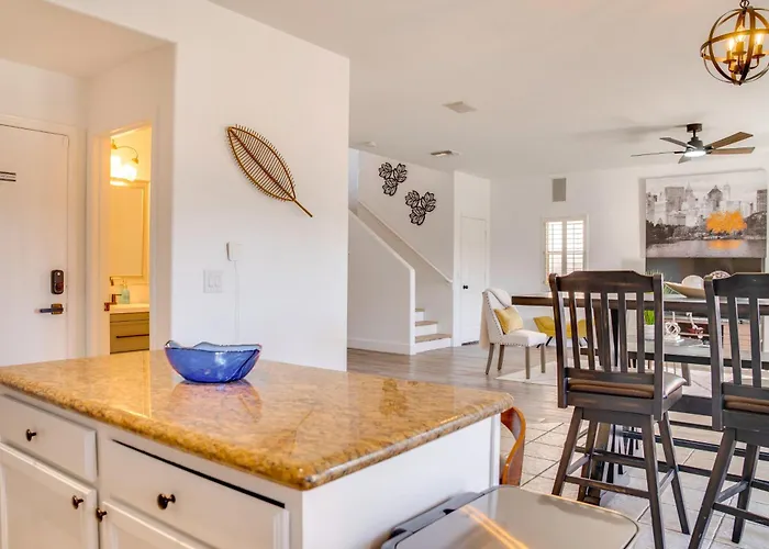 Ferienhaus Golf, Hikes & Sports Fun! Desert Getaway W/ Pool Goodyear