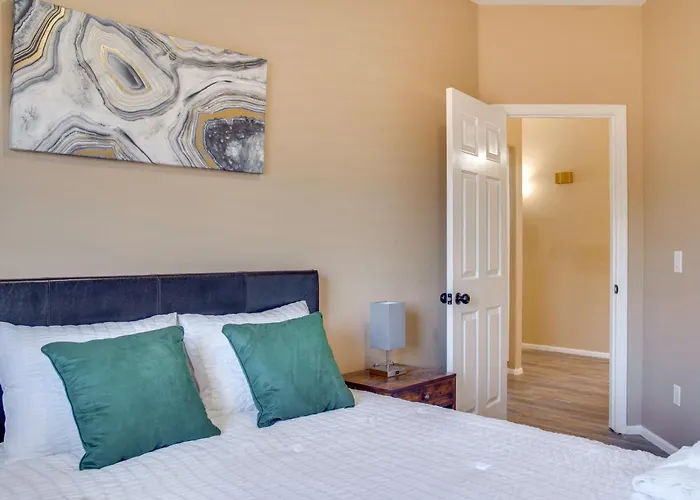 Golf, Hikes & Sports Fun! Desert Getaway W/ Pool Goodyear