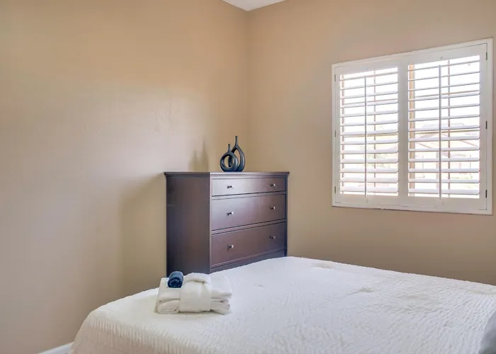 Golf, Hikes & Sports Fun! Desert Getaway W/ Pool Ferienhaus *
