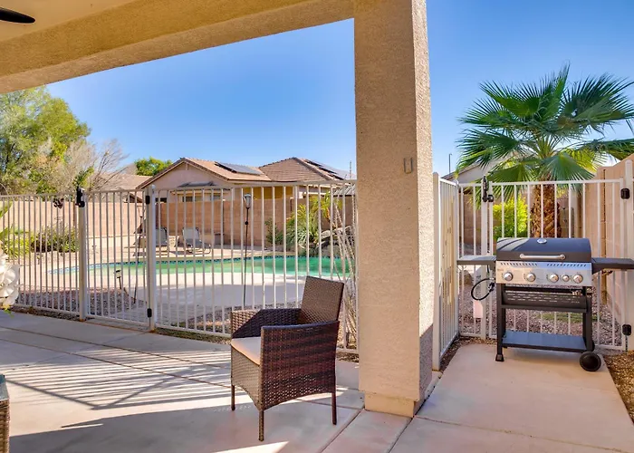 Golf, Hikes & Sports Fun! Desert Getaway W/ Pool Ferienhaus Goodyear
