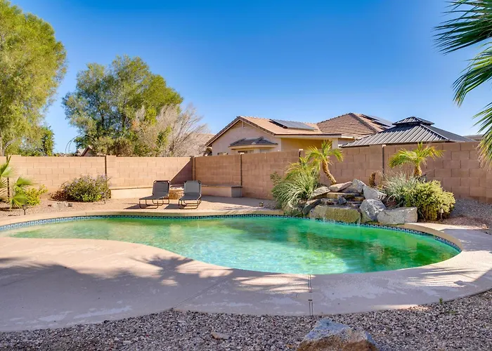Golf, Hikes & Sports Fun! Desert Getaway W/ Pool Ferienhaus Goodyear